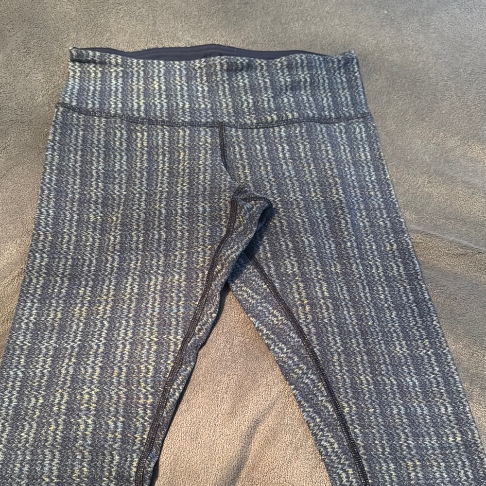 Stylish Lululemon houndstooths Patterned Leggings